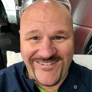 Meet your Posher, Jason